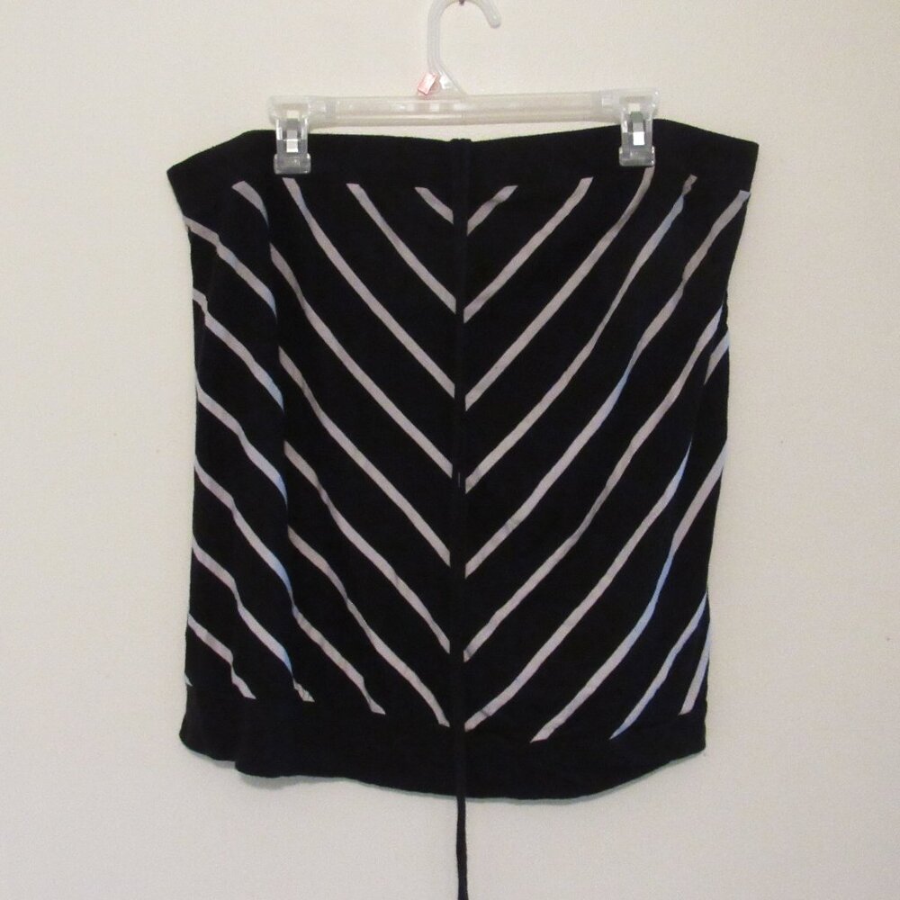 Torrid Tube Top Blouse Womens Plus Size2 Black White Chevron